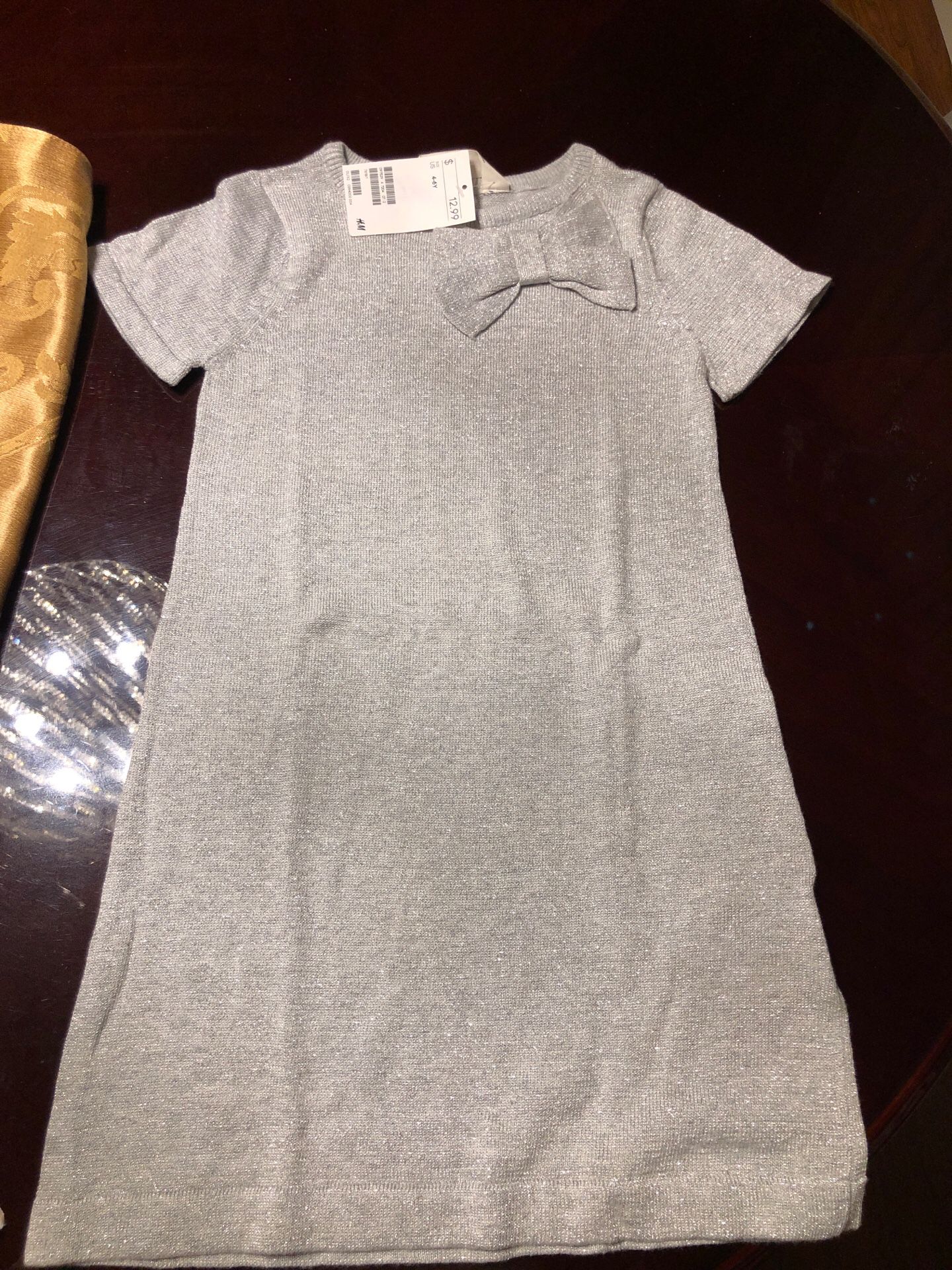Size 4-6Y H&M silver dress for girls