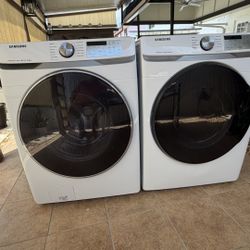 Washing And Dryer Set