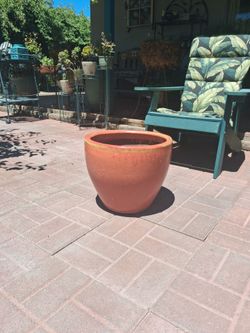 Large Orange pot