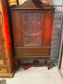 Small hutch