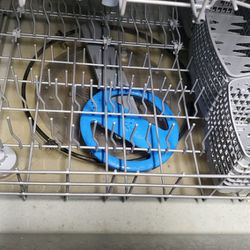 Dishwasher 