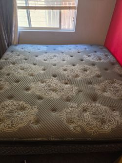 King bed and mattress