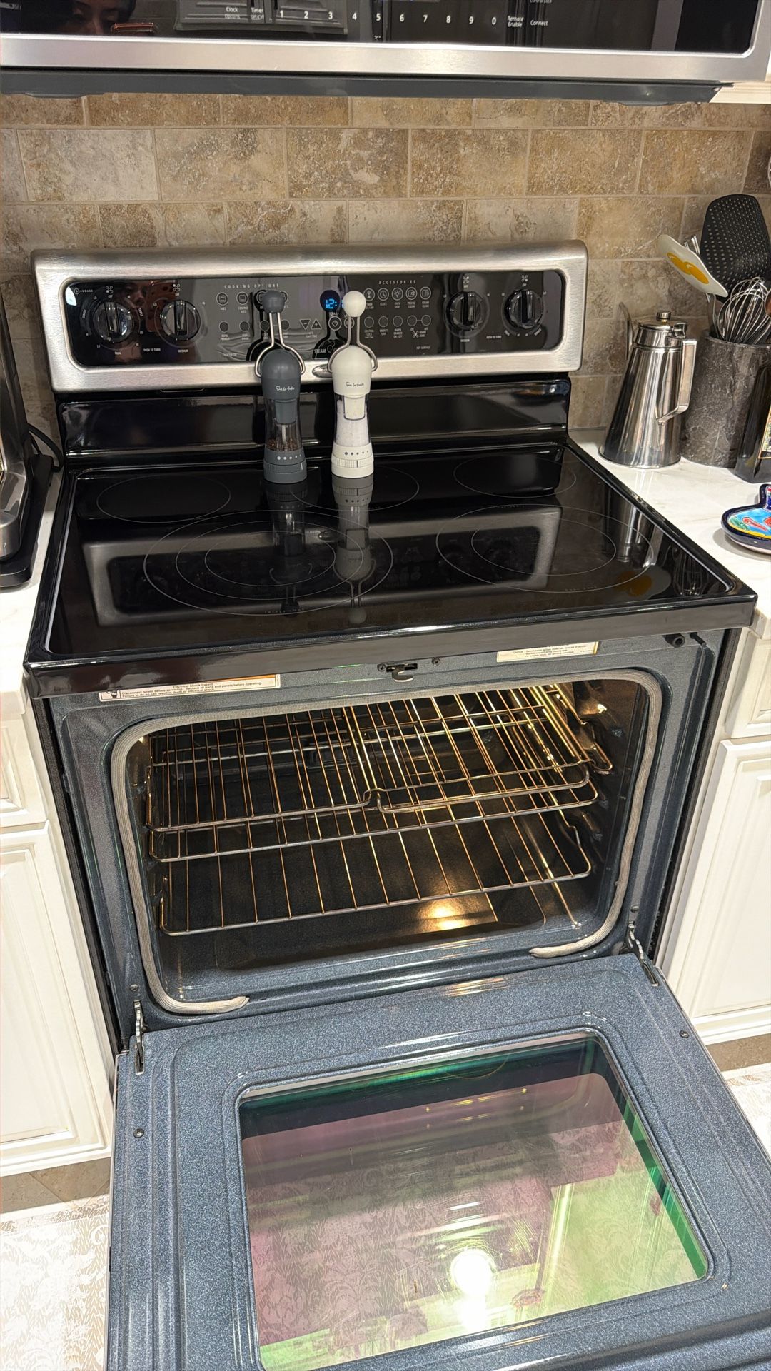 Stove & microwave duo