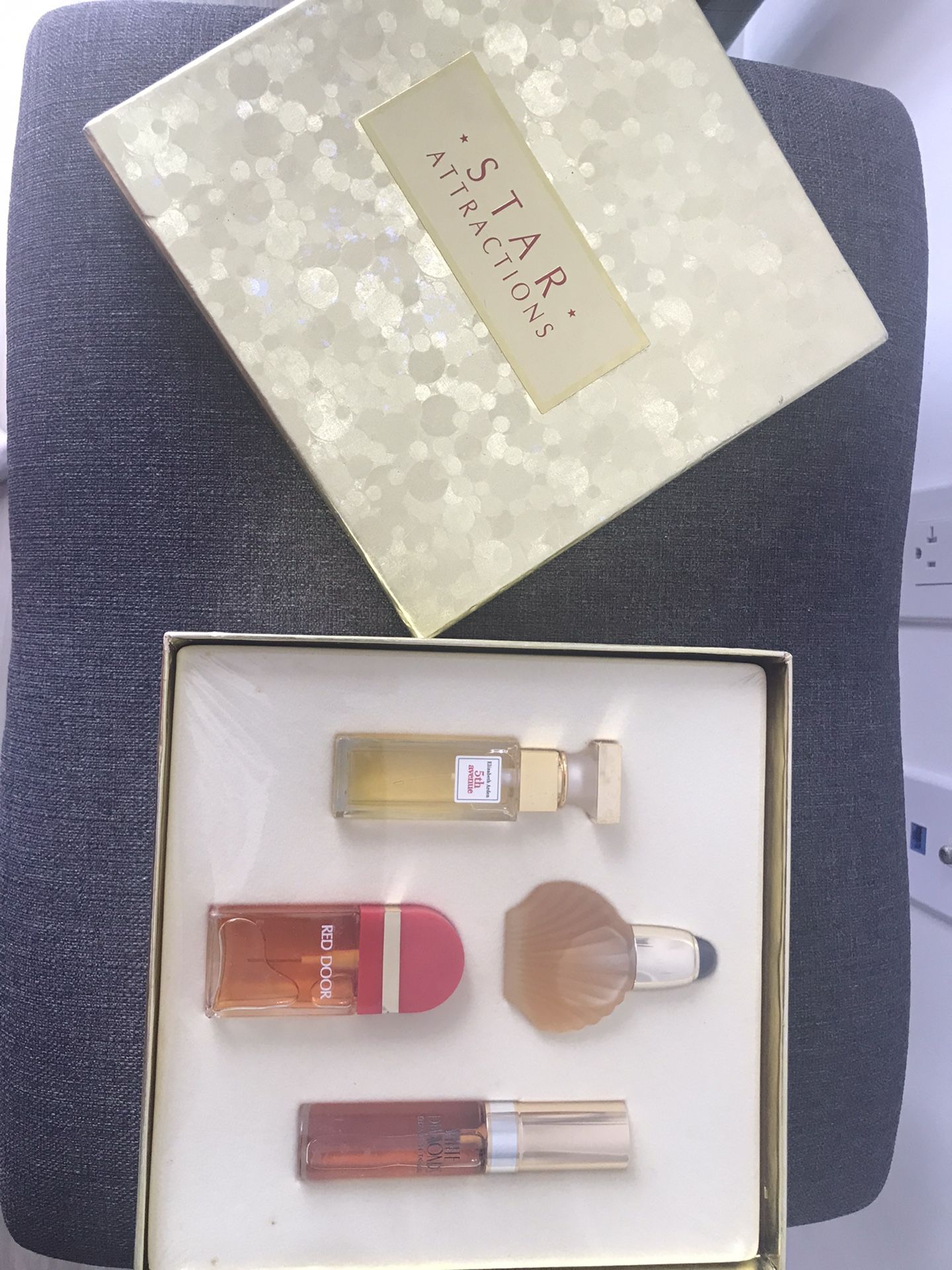 Star Attractions 4 Piece Perfume Set 