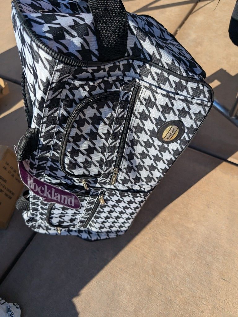 Rolling Duffle Bag 22"