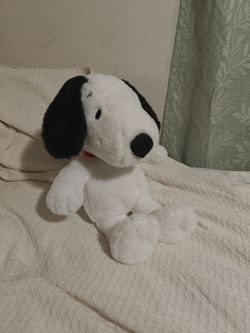 Snoopy plushie