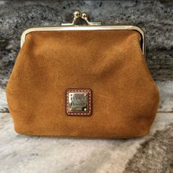 Dooney & Bourke - Coin Pouch/Wallet