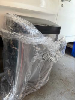 Trash can