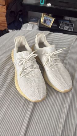 Yeezy 350 brand new
