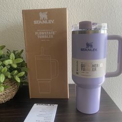 Stanley The Quencher Tumbler H2.0 Flowstate Tumbler