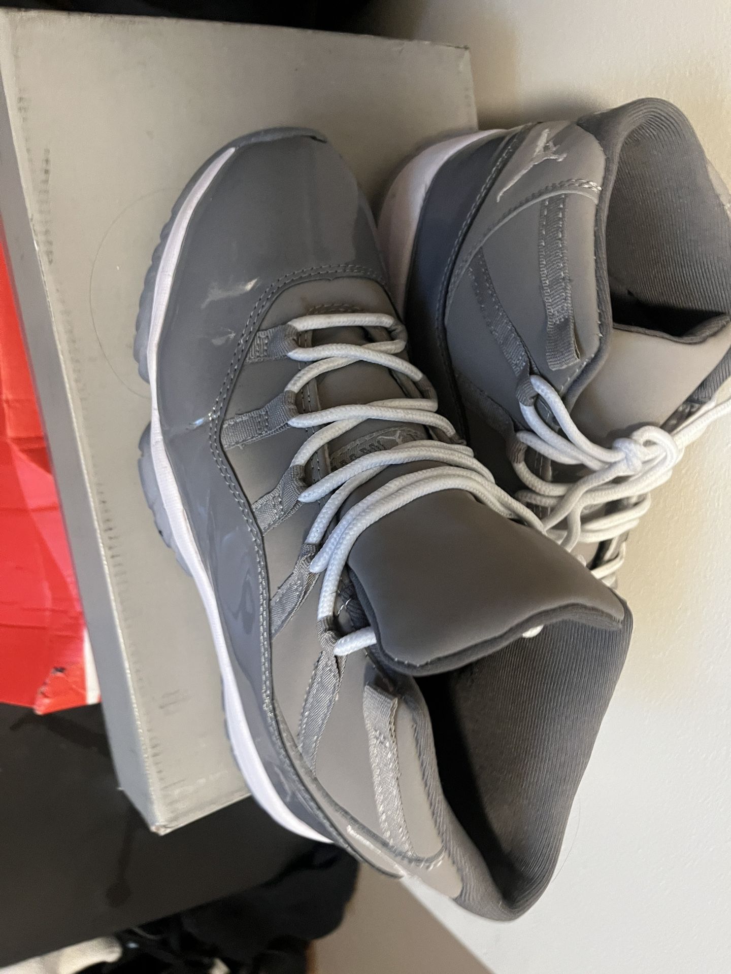 JORDAN 11