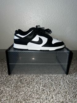 Panda Dunks size 9