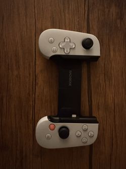 PlayStation backbone For lighting Entry iPhone 