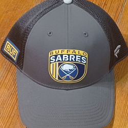 Buffalo Sabers Hat Cap Size Small Medium Snapback Hockey NHL  Player