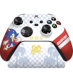 Razer Limited Edition Xbox Series X|S and Xbox One Controller with Charging Stand – Sonic the Hedgehog