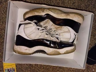 Jordan 11s size 8.5