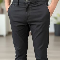 NEW!!  Lee Extreme Comfort MVP Straight Fit Black Men’s Pants 32x32  NWT
