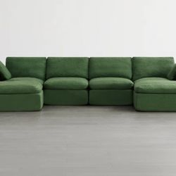 Brand New!! 6 Piece Cloud Couch. Soooo Comfy. 
