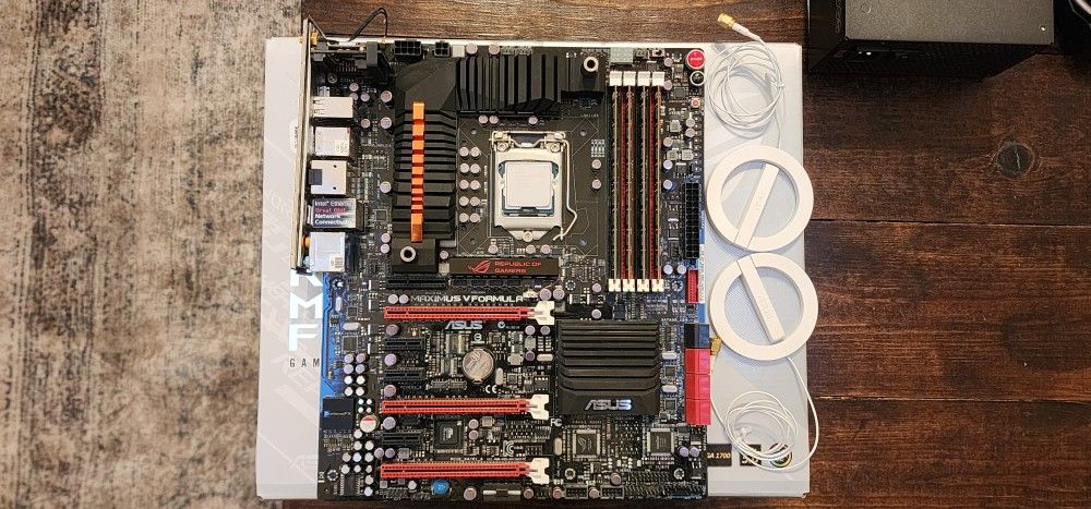 ASUS ROG Maximus V Formula Motherboard And i7 Processor
