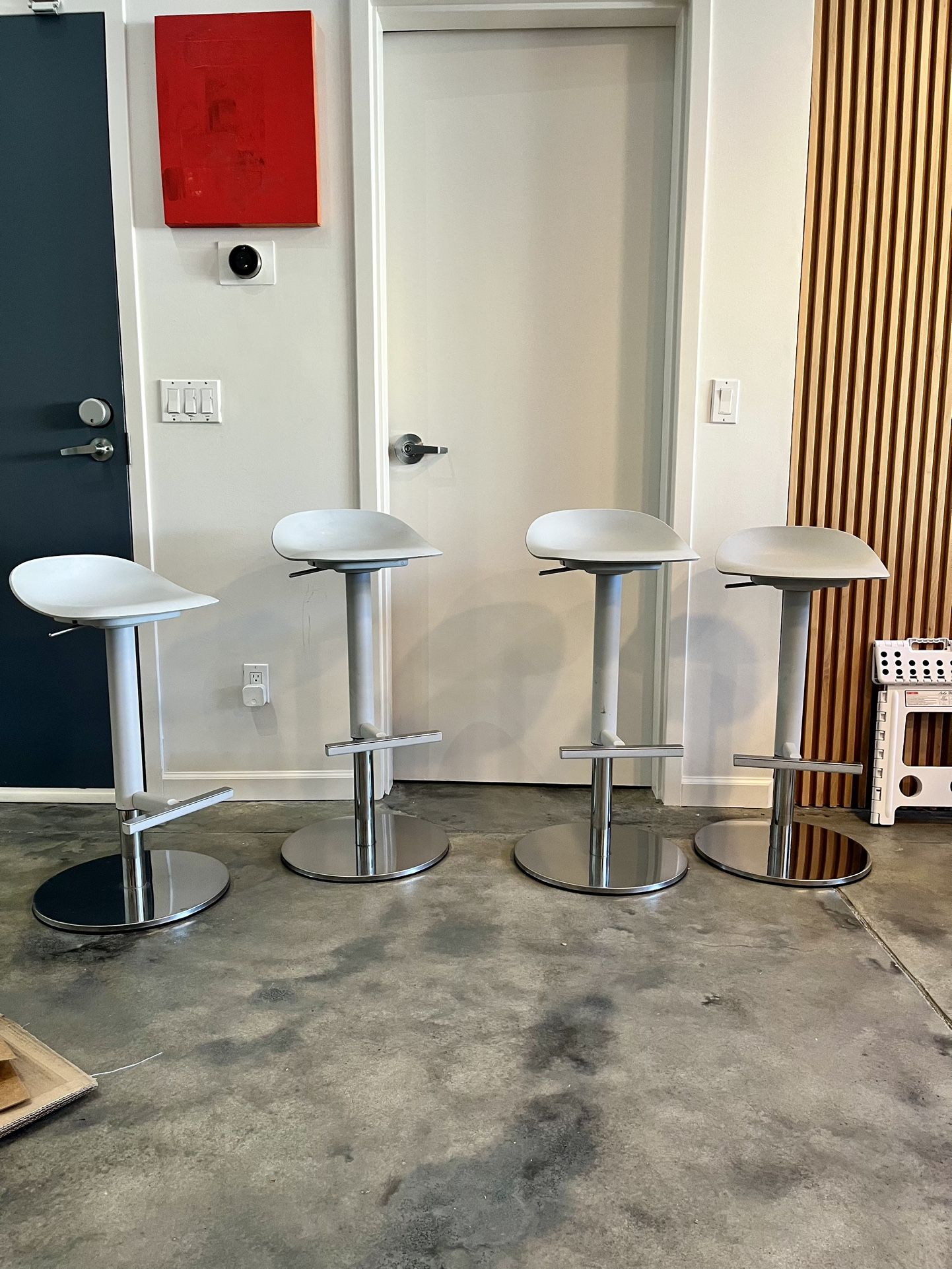 4 IKEA Janinge Bar Stools in Gray
