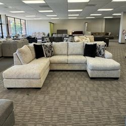 Megginson Storm Sectional