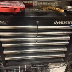 Huksy tool box 