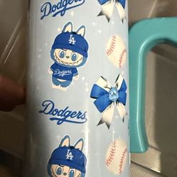 Cups 