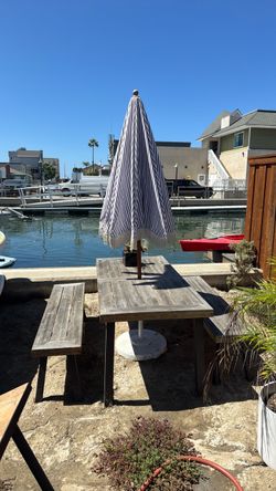 Outdoor Picnic Table Set with Umbrella