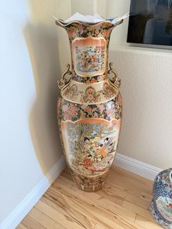 Large Satsuma Vase 3.5 ft