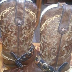 Tony Lama Women’s Cowboy Boots 
