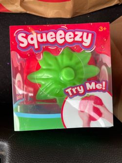 Squeeezy Strawberry Squishy