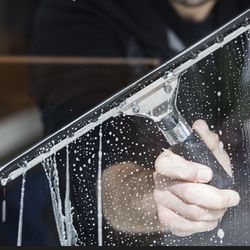 Experienced Window Cleaner