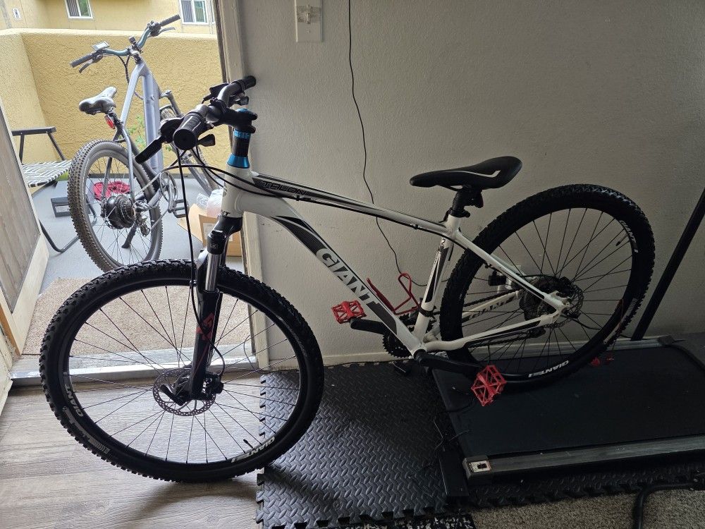 MT Bike Giant Talon 29