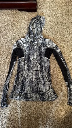 LuLu Lemon Sweater 