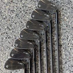 Taylormade P790 Black Limited Forged Irons 4-PW Stiff 105 Replicas