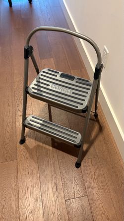 Stepper ladder