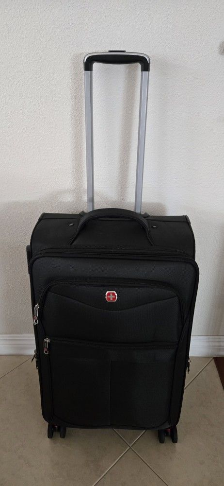 Brand New Luggage 26x16x12