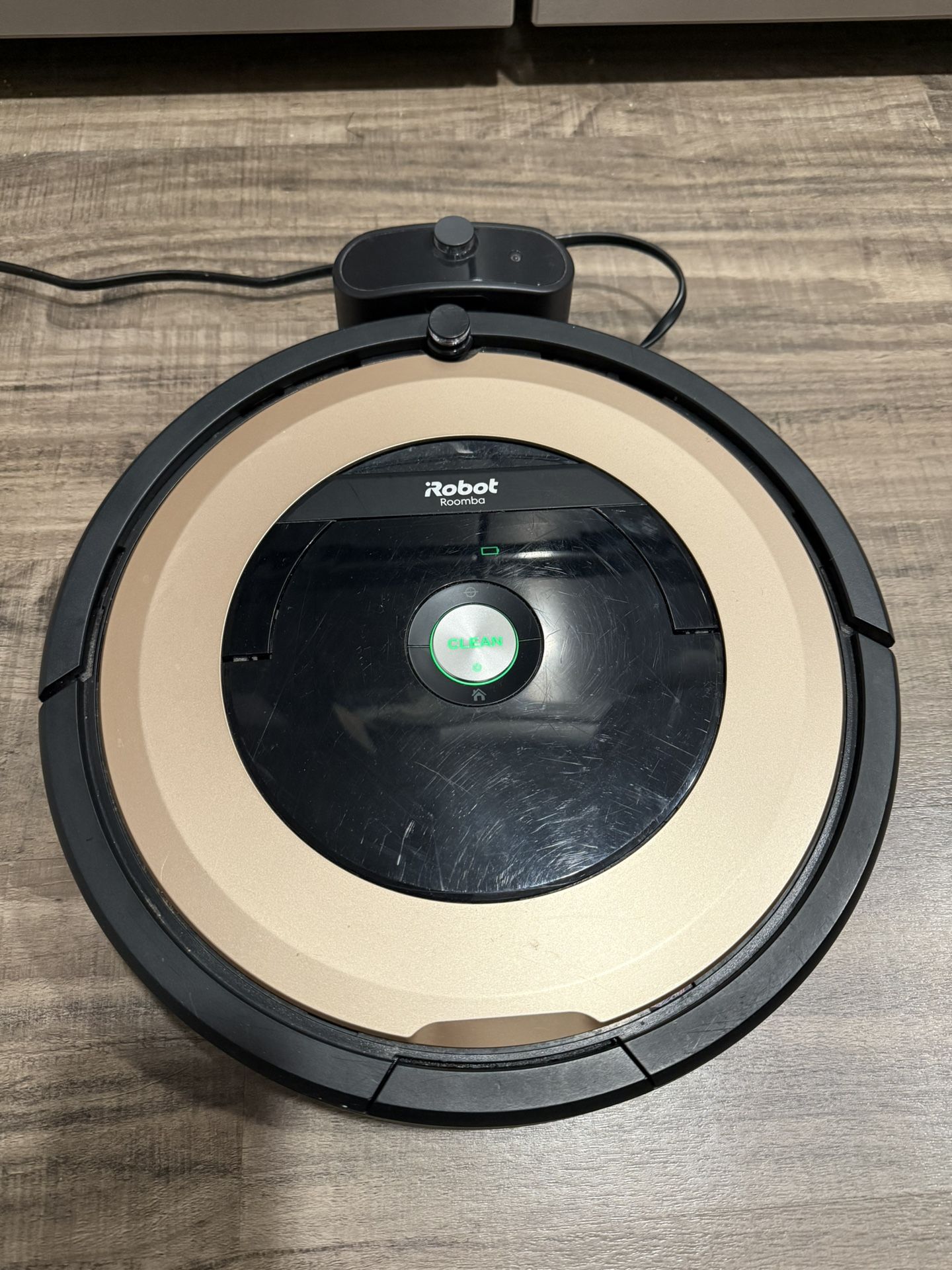 iRobot Roomba 895 – Robot Vacuum Cleaner