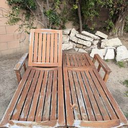 Wood lounge chair