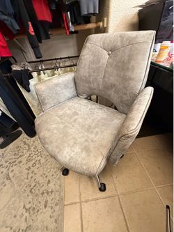 Vanity chair/desk chair