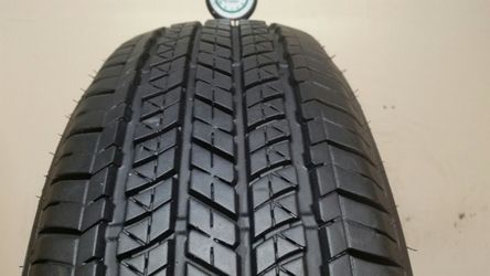 1 Tire 225 65 17 bridgestone turanza el400 - 2 like new