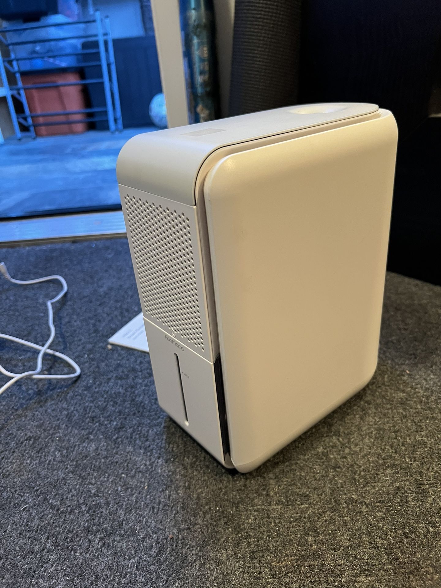 Humidifier/dehumidifier 