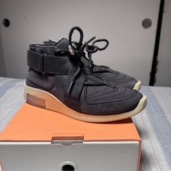 Nike Air Fear Of God Raid Size 8.5 