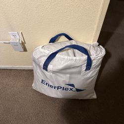 EnerPlex Queen Air Mattress Only used Twice. 