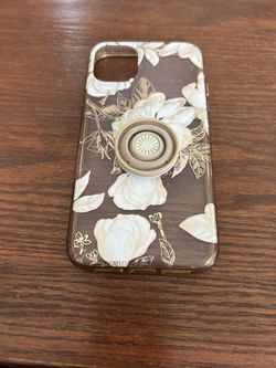 iPhone 11 Case With Pop Socket In A Champagne, Gold Flower Decor