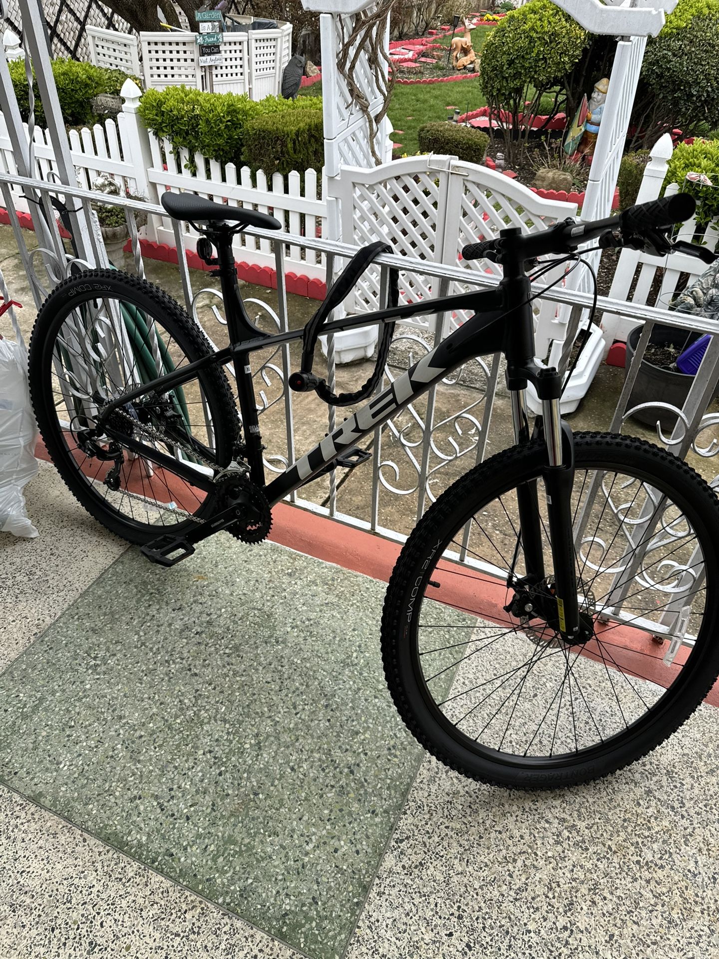 TREK 4 Mountain Bike .