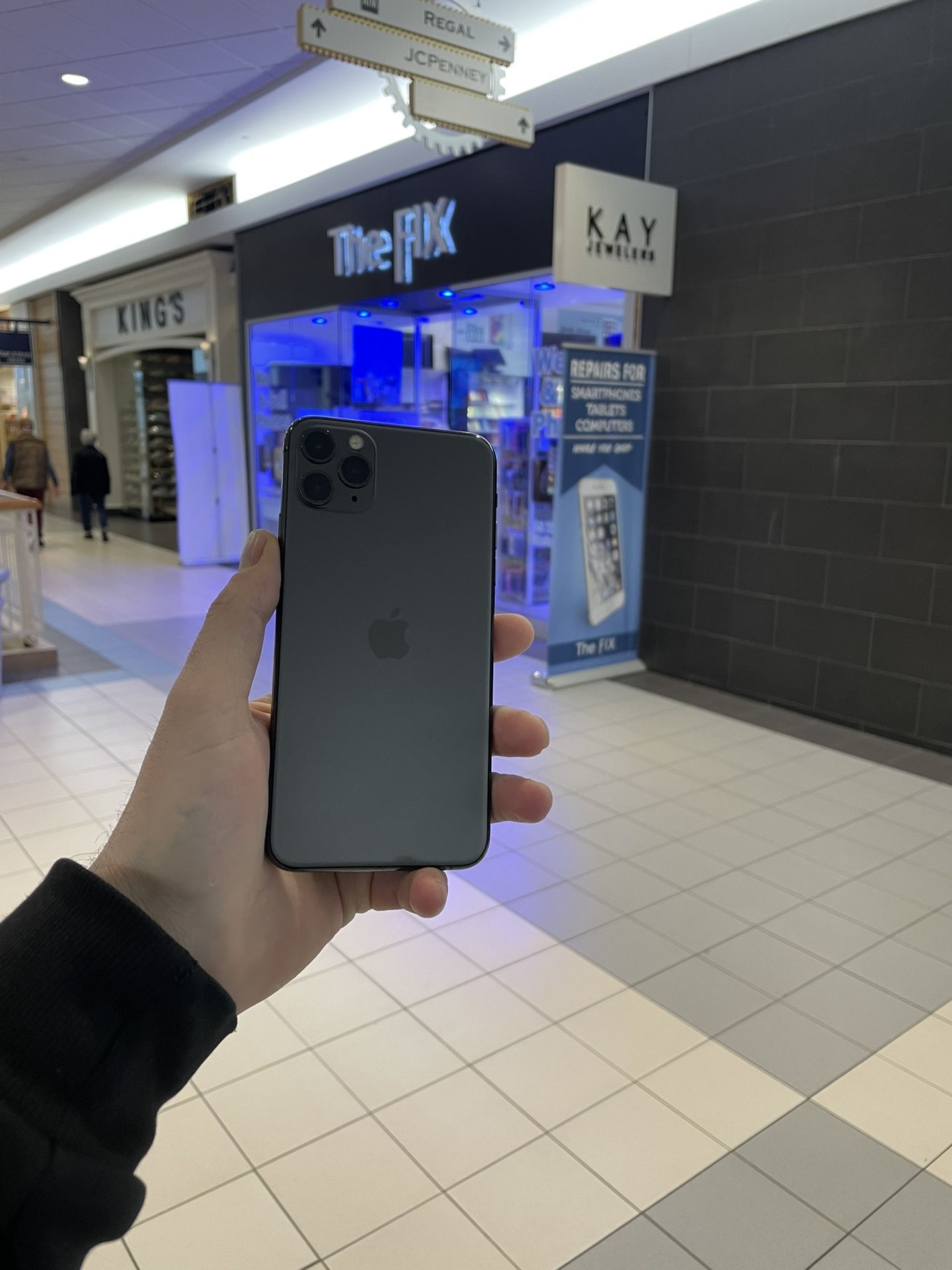 ***Iphon…11…Pro…Max…(64)…Gb…Facktory Unlock***