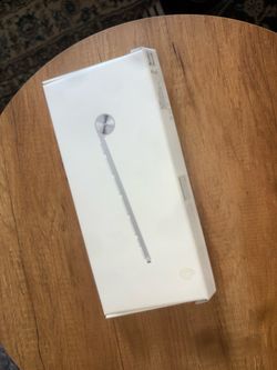 Apple MC184LL/B wireless keyboard