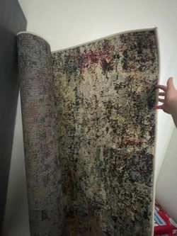 Rug 6’ x 9’