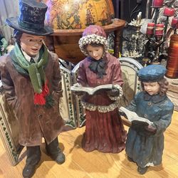Large Christmas Carolers  Macys window?